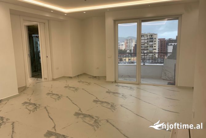 Shtepi me qera 2+1 ne Tirane - 1,000 Euro