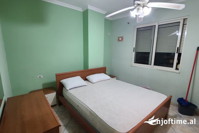 Shtepi me qera 1+1 ne Tirane - 400 Euro