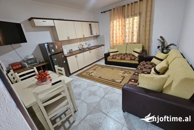 Shtepi me qera 1+1 ne Vlore - 250 Euro