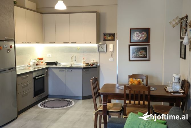 Shtepi me qera 1+1 ne Tirane - 630 Euro