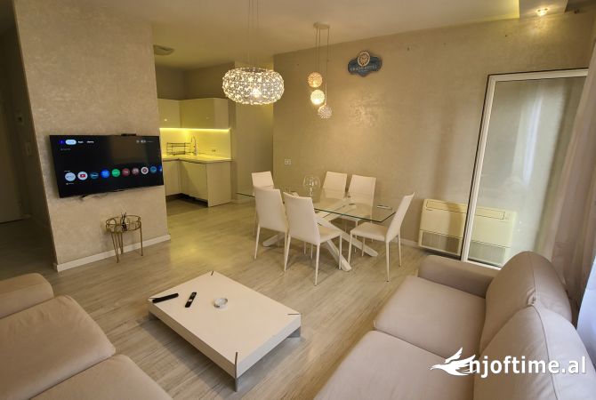 Shtepi me qera 2+1 ne Tirane - 650 Euro