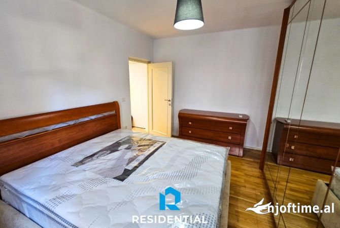 Shtepi me qera 1+1 ne Tirane - 450 Euro