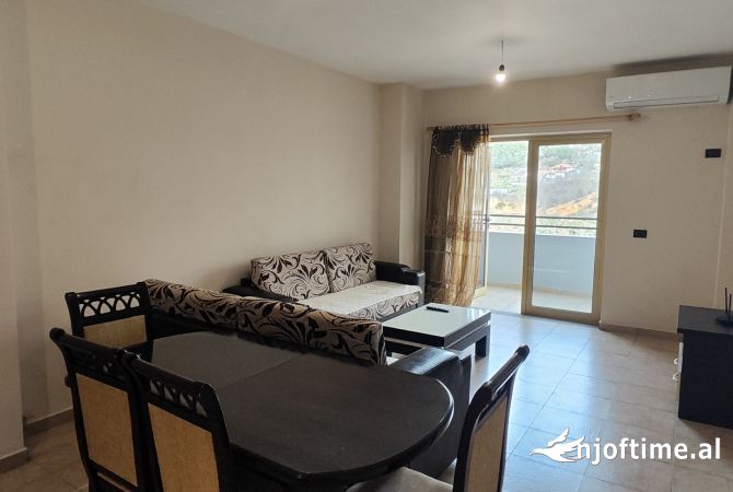 Shtepi me qera 1+1 ne Tirane - 350 Euro