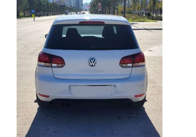Makine me Qera  Golf 6 duke filluar nga 30 euro ne dite
