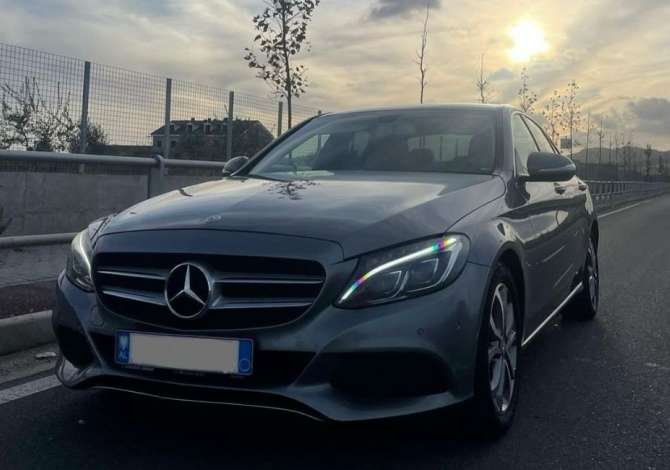 Noleggio Auto  a Tirana - 110 Euro