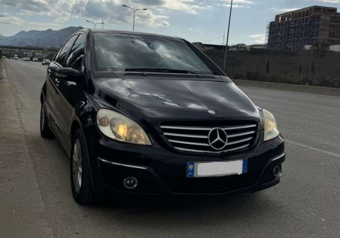 Noleggio Auto  a Tirana - 27 Euro