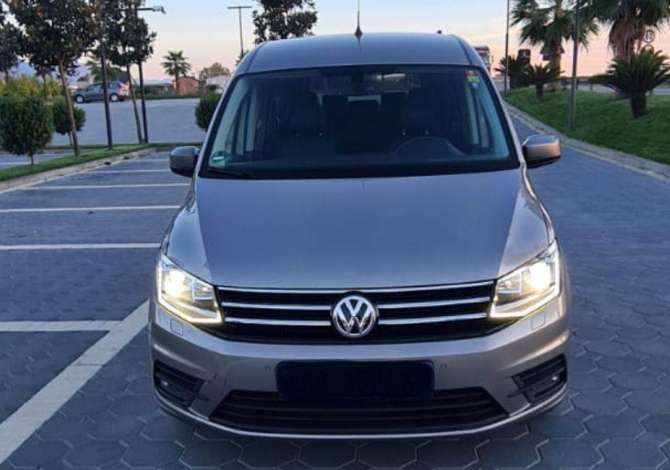 Jepet me qera Makina VolksWagen Caddy Maxi 7 vendesh, 65 Euro dita Tirane