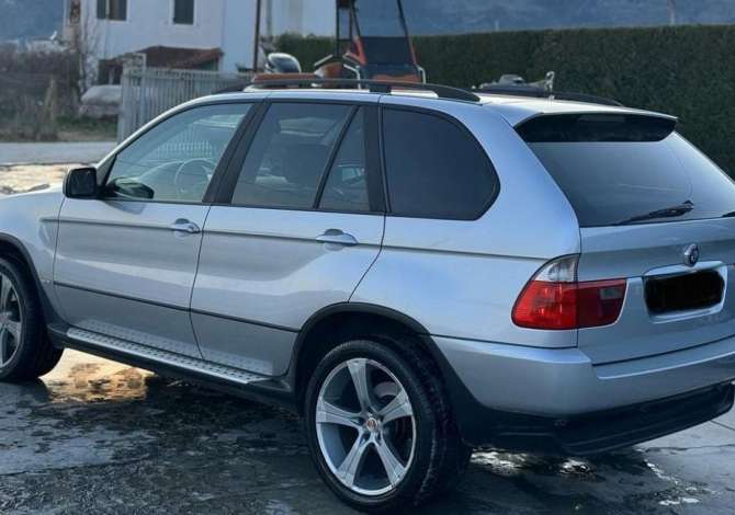 Makina ne shitje ne Tirane - 5,900 Euro