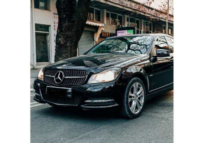 Noleggio Auto  a Tirana - 45 Euro