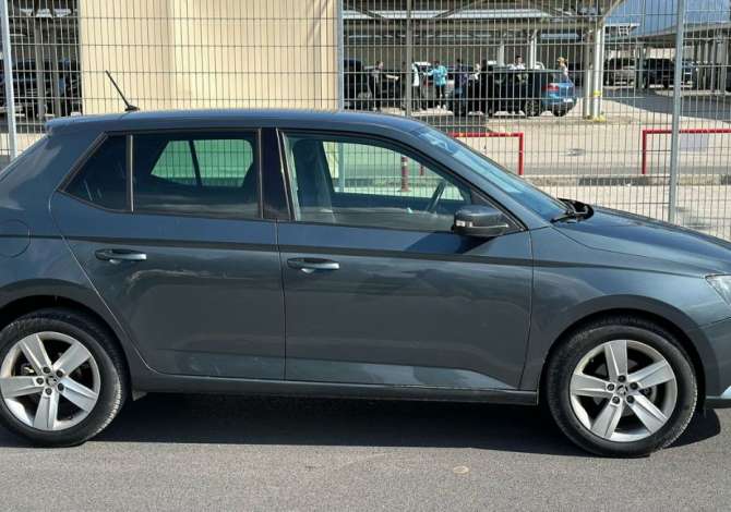 Noleggio Auto  a Tirana - 30 Euro