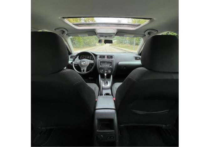 Volkswagen Jetta me qera me cmim ditor 35 Euro