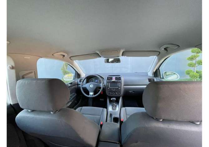 Volkswagen Golf 5 me qera per 35 Euro dita