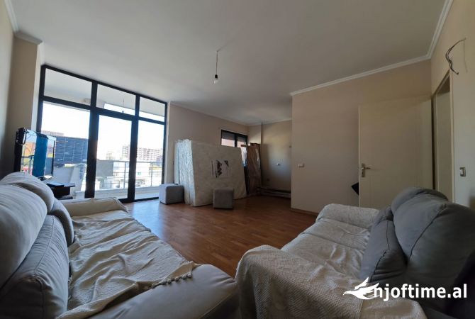 Ambient biznesi ne shitje 1+1 ne Tirane - 10,000 Euro