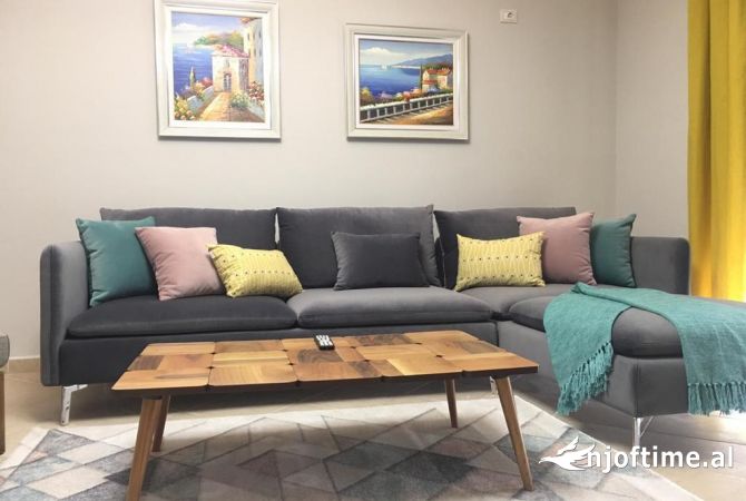 Shtepi me qera 2+1 ne Tirane - 450 Euro