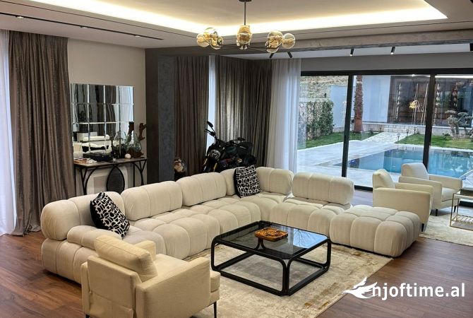 Shtepi me qera 5+1 ne Tirane - 5,000 Euro