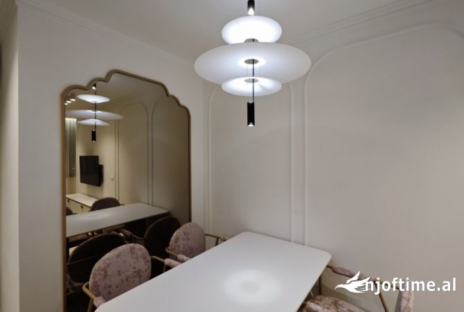 Shtepi me qera 1+1 ne Tirane - 1,200 Euro