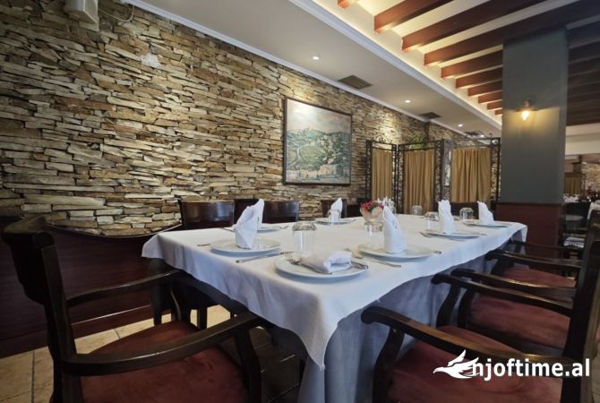 Ambient biznesi ne shitje 2+1 ne Tirane - 2,000,000 Euro