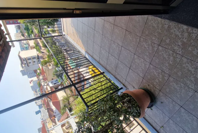 Shtepi me qera Apartament ne Tirane, 2+1, Mobilimi E mobiluar, Pagesa 50,000  Leke.