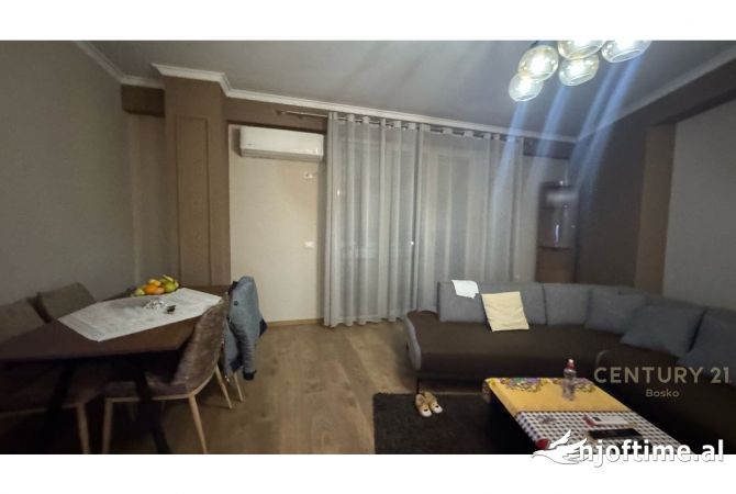 Shtepi me qera 2+1 ne Tirane - 500 Euro