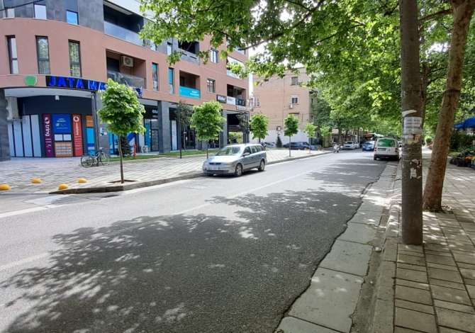 Ambient biznesi ne shitje 1+1 ne Tirane - 64,000 Euro