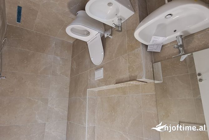 Shtepi me qera Apartament ne Tirane, 2+1, Mobilimi E mobiluar, Pagesa 570  Euro.