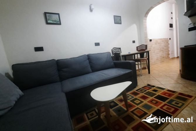 Shtepi me qera 1+1 ne Tirane - 430 Euro