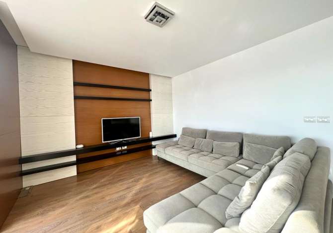 Shtepi me qera 2+1 ne Durres - 750 Euro