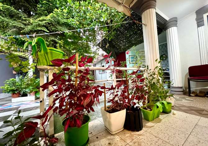 Shtepi ne shitje Shtepi Private ne Tirane, 2+1, Mobilimi E mobiluar, Pagesa 150,000  Euro.