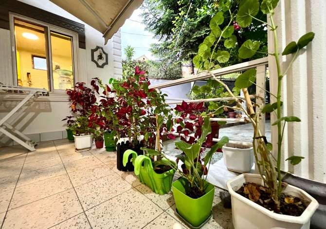 Shtepi ne shitje Shtepi Private ne Tirane, 2+1, Mobilimi E mobiluar, Pagesa 150,000  Euro.