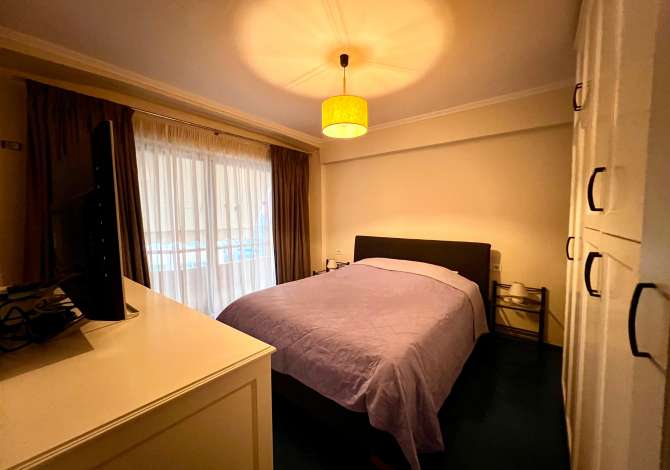 Shtepi me qera 2+1 ne Tirane - 800 Euro