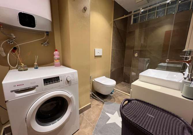 Shtepi me qera Apartament ne Tirane, 2+1, Mobilimi E mobiluar, Pagesa 800  Euro.