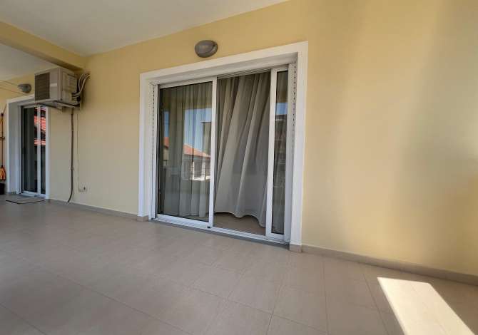 Shtepi ne shitje Shtepi Private ne Tirane, 4+1, Mobilimi Pjeserisht e mobiluar, Pagesa 490,000  Euro.