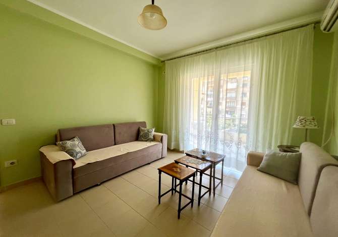 Shtepi ne shitje Shtepi Private ne Tirane, 4+1, Mobilimi Pjeserisht e mobiluar, Pagesa 490,000  Euro.