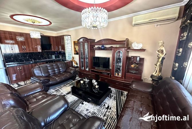 Shtepi ne shitje 2+1 ne Tirane - 195,000 Euro