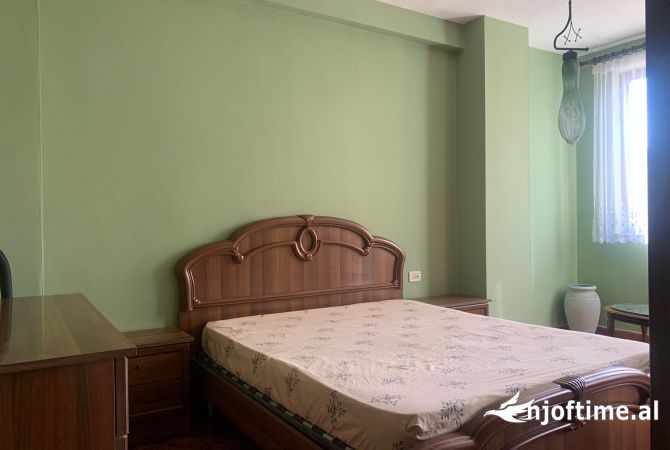 Shtepi me qera 3+1 ne Tirane - 650 Euro