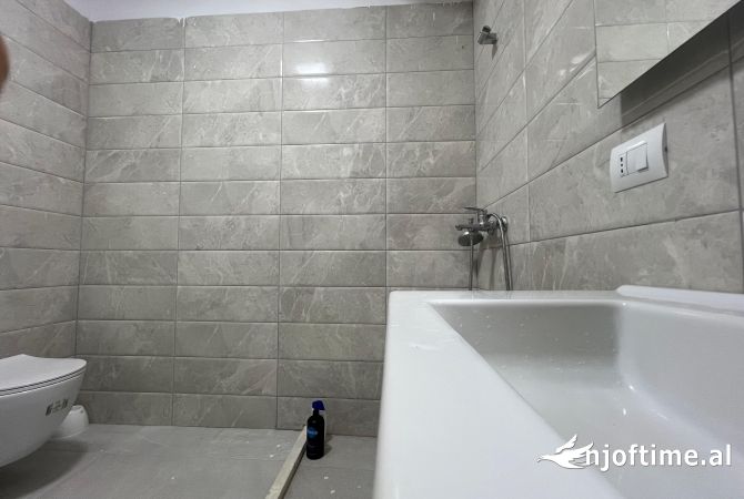 Shtepi me qera 1+1 ne Tirane - 400 Euro