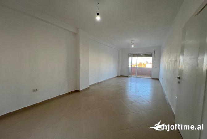 Shtepi ne shitje 2+1 ne Tirane - 110,000 Euro