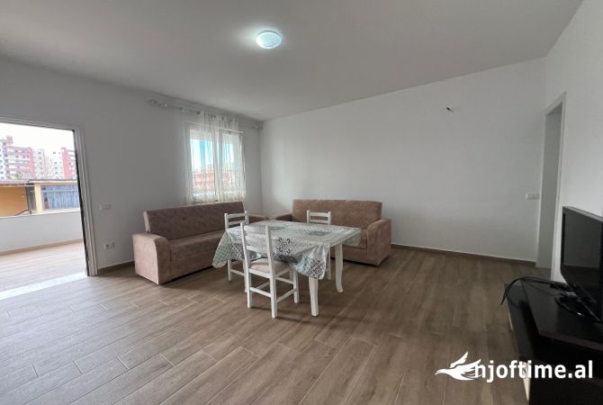 Shtepi ne shitje Shtepi Private ne Durres, 2+1, Mobilimi E mobiluar, Pagesa 330,000  Euro.