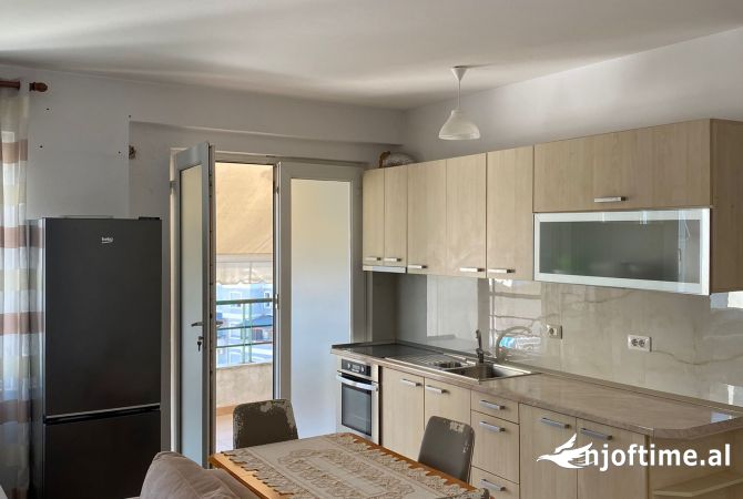 Shtepi me qera 2+1 ne Tirane - 550 Euro