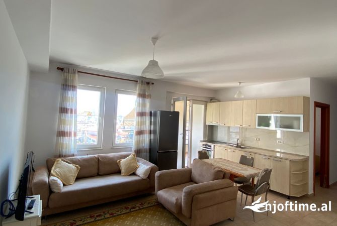 Shtepi me qera 2+1 ne Tirane - 550 Euro