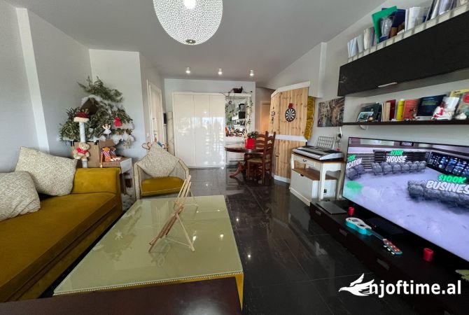 Shtepi me qera 2+1 ne Tirane - 1,500 Euro
