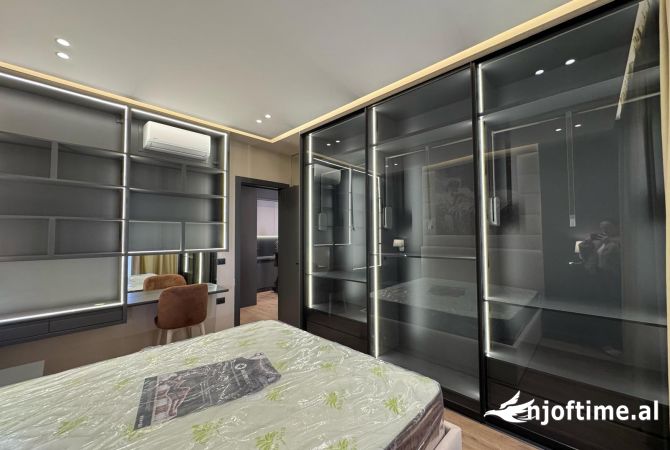 Shtepi me qera 1+1 ne Tirane - 1,500 Euro