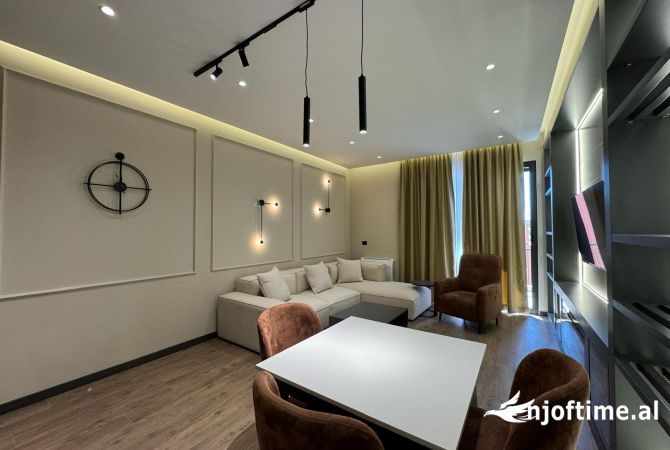 Shtepi me qera 1+1 ne Tirane - 1,500 Euro
