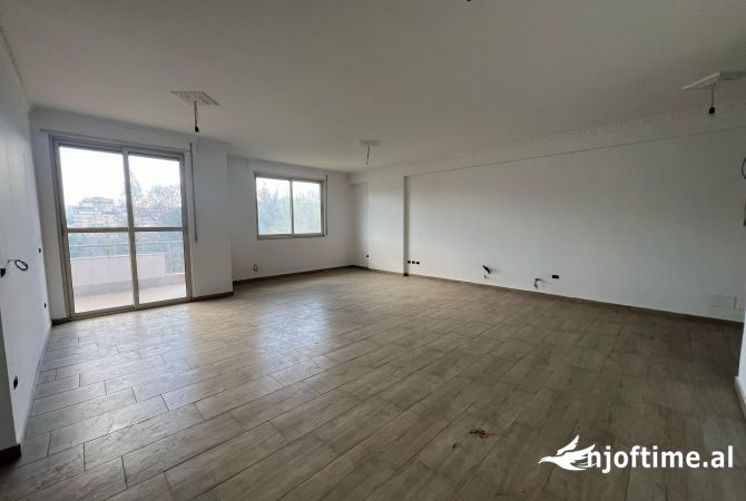 Shtepi ne shitje 3+1 ne Tirane - 360,000 Euro