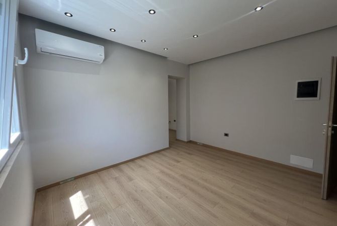 ZYRE ME QERA 55 M2 SHESHI WILSON