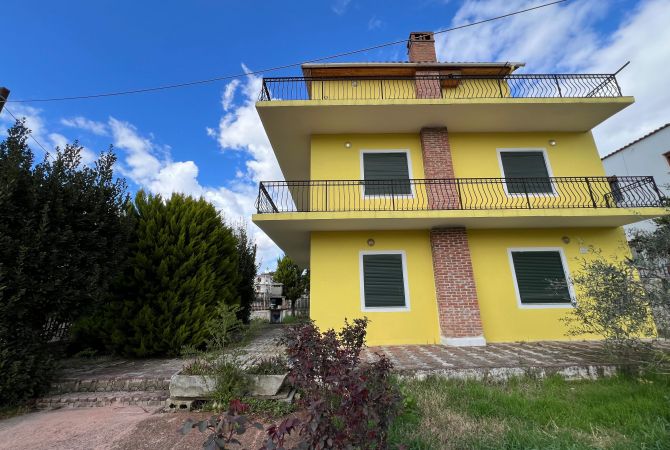 Shtepi me qera 3+1 ne Tirane - 800 Euro