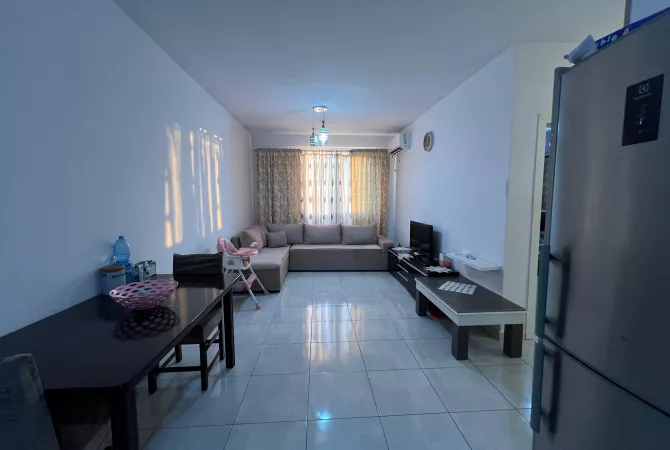 Shtepi me qera 2+1 ne Tirane - 400 Euro