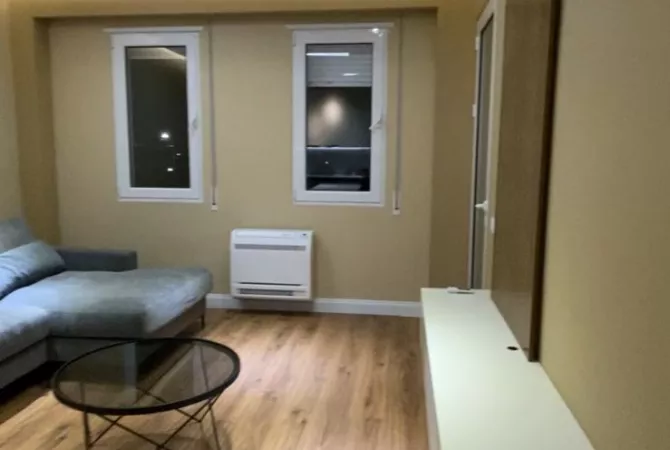 Shtepi me qera Apartament ne Tirane, 2+1, Mobilimi E mobiluar, Pagesa 50,000  Leke.