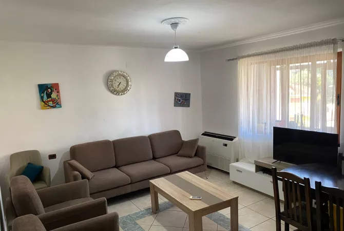 Shtepi ne shitje 1+1 ne Tirane - 82,000 Euro