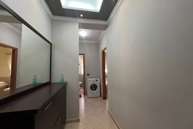 Shtepi me qera Apartament ne Tirane, 1+1, Mobilimi E mobiluar, Pagesa 550  Euro.